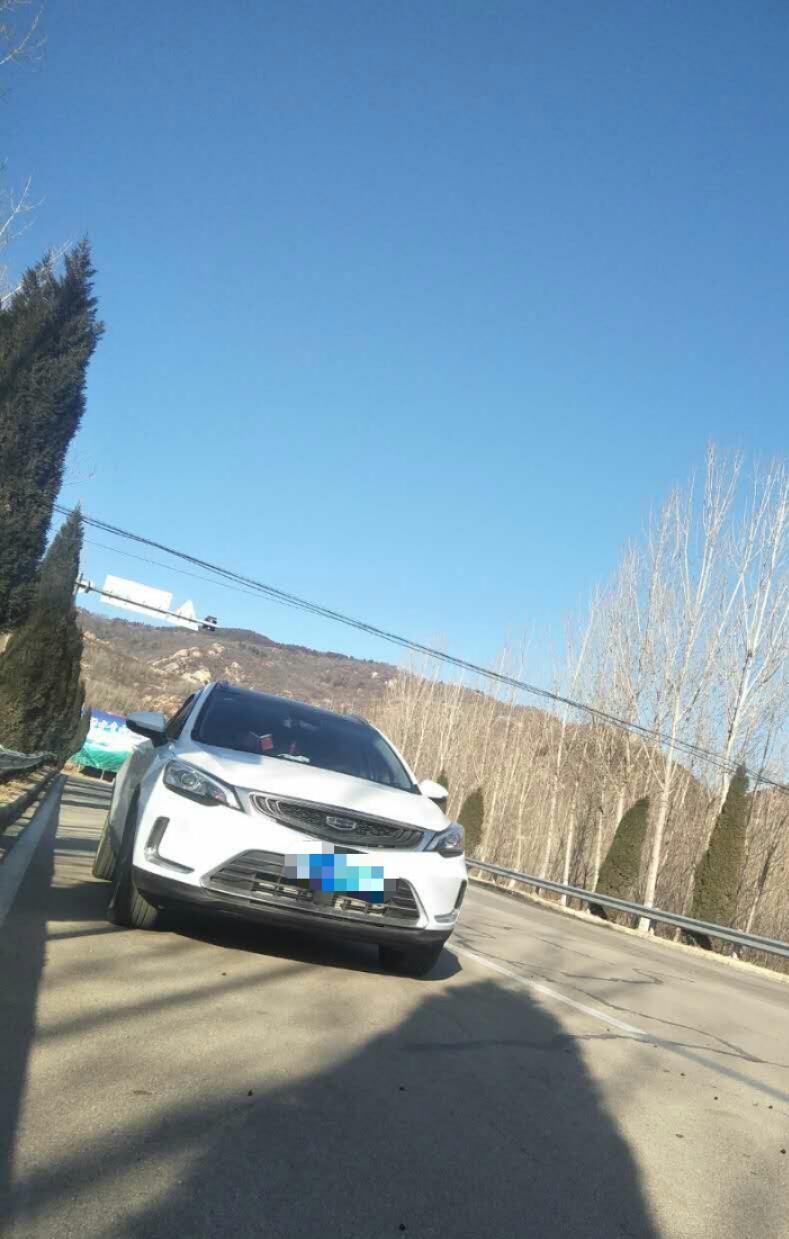 19款帝豪GS动版1.4T  CVT  购车8个月，出现两次发动机故障灯，显示发动机多缸失火，4S店给消除故障码后就正常了，现在发动机故障灯偶尔闪烁，现在又出现转速到2000转，车速上不去20，是哪里的问题？该怎么办？求各路大神给诊断诊断???