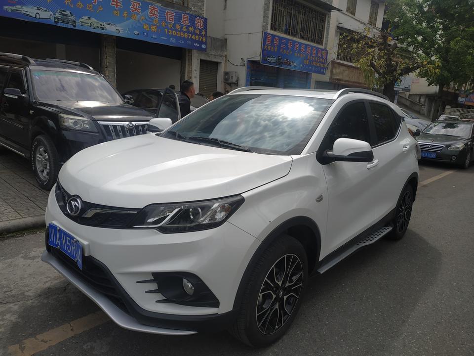 东南dx3  2018 1.5l 手动尊享版
5000+公里，很新
5.7w换这个二手车怎么样？还有对手吗