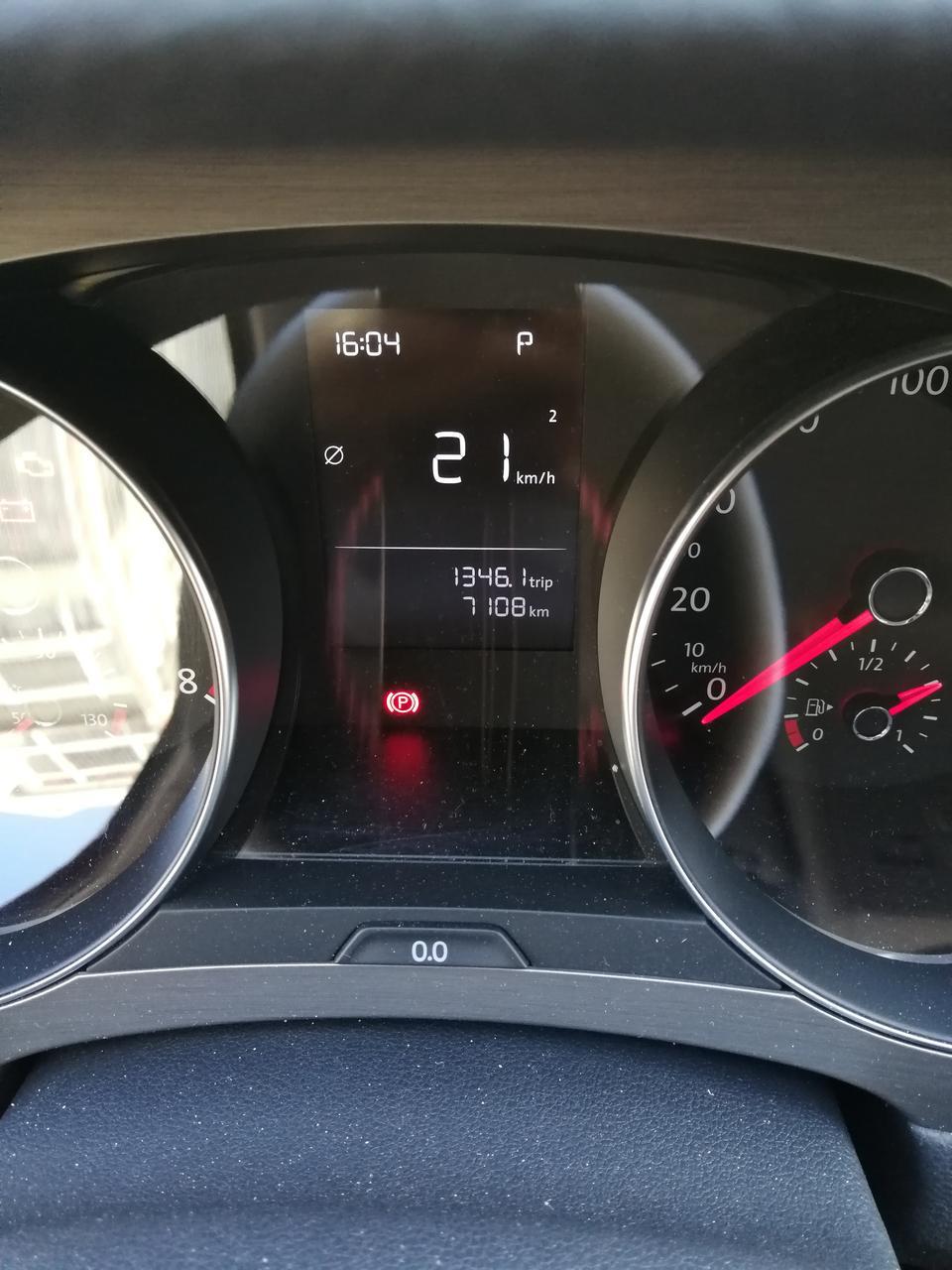 高尔夫·嘉旅-我的嘉旅每一天上下班车速最快80麦，百公里10.8升油，哪位老大给说说怎那么费啊