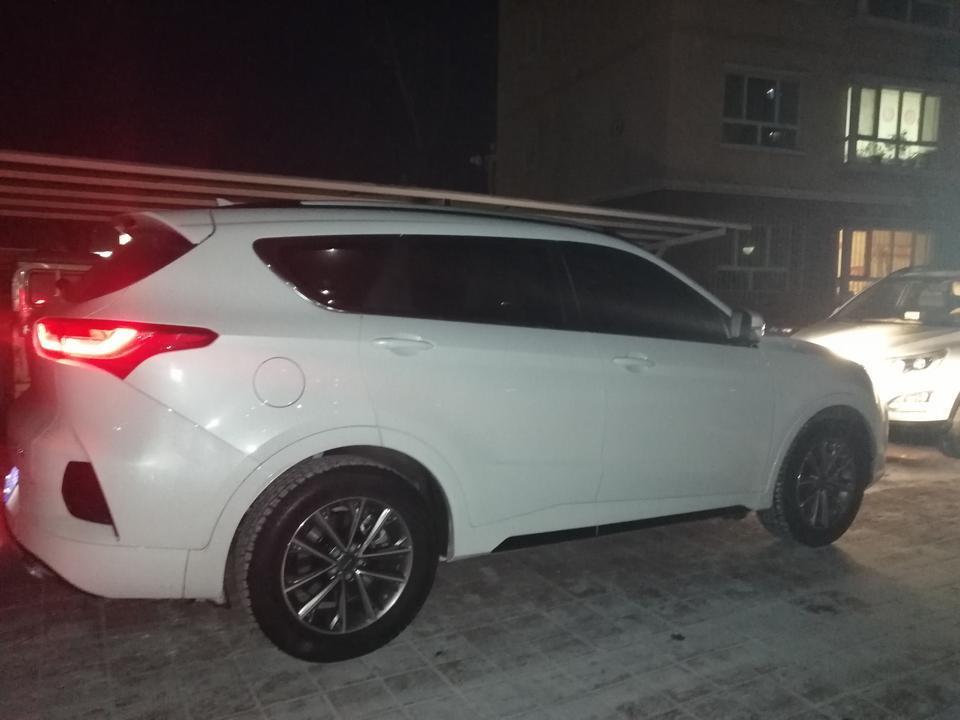 捷途x70-万能的捷友们，咱们的捷途从创立也差不多三年多了，有没有能提供改装方案的捷友呢，包括外观，轮毂，内饰，氛围灯等等，