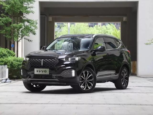 wey vv6-问下买了v6的车主朋友，v620款，有没有必要上四驱，和两驱性能差别有多大？老家农村的，云贵高原，路况比较复杂不是很好，还有听说标配LED灯光发黄亮度不够，近视有没有必要加钱选装激光大灯，人生第一辆车，拿不定主意，求分享答疑