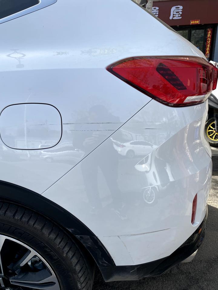 wey vv6-vv6智享型自带的行车记录仪不会自动录像吗？今天车子不知道什么时候被人蹭了找不到人