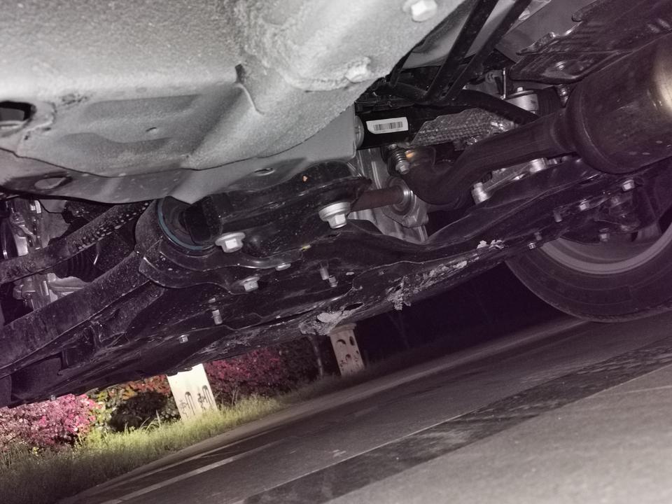 哈弗m6-车友们，请问车头下面的底盘全磕坏了，维修难吗？