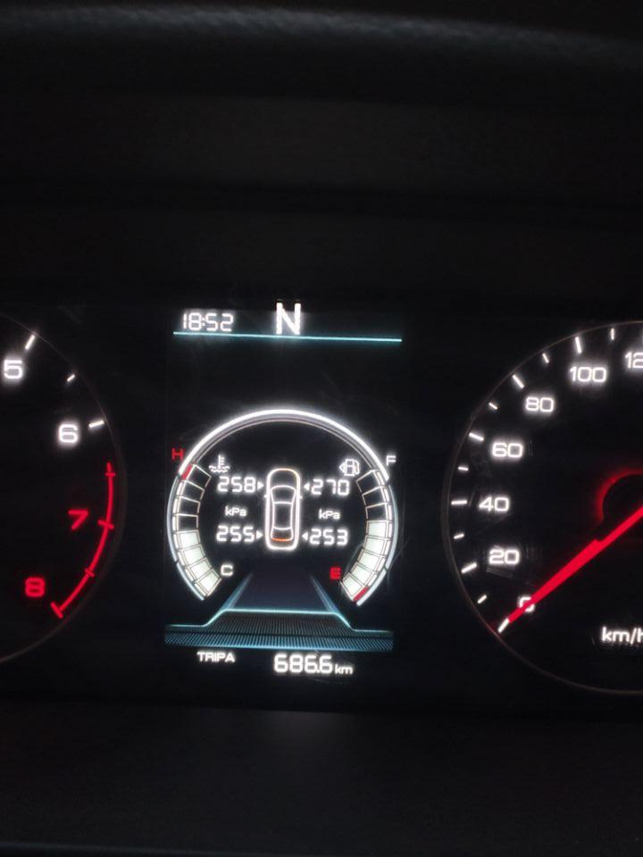 秦-胎压270正常吗？新车，不是冷胎压，这是开了一段距离后的。是不是太高了