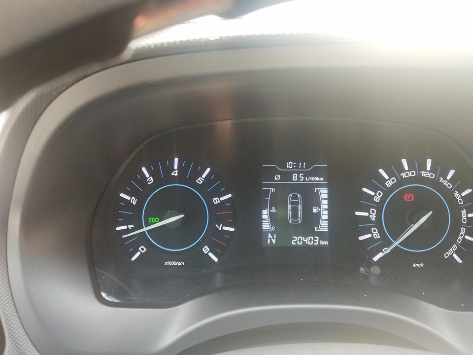 18年瑞虎3 ，后来因为经常用车，1万2千公里时保养选择了全合成灰壳机油，1万8千公里左右开始发动机噪音较大，中间有去检查过，机油没有问题，今天想去保养到店之后，店里工作人员告诉我这个车按原厂推荐只适合用植物油。但是我嫌3000。5000公里保养下太烦，想请教一下大家保养都用的什么机油，哪个机油发动机相对能安静些，响的烦心(本人平常开的比较爱惜，基本不暴力驾驶)
