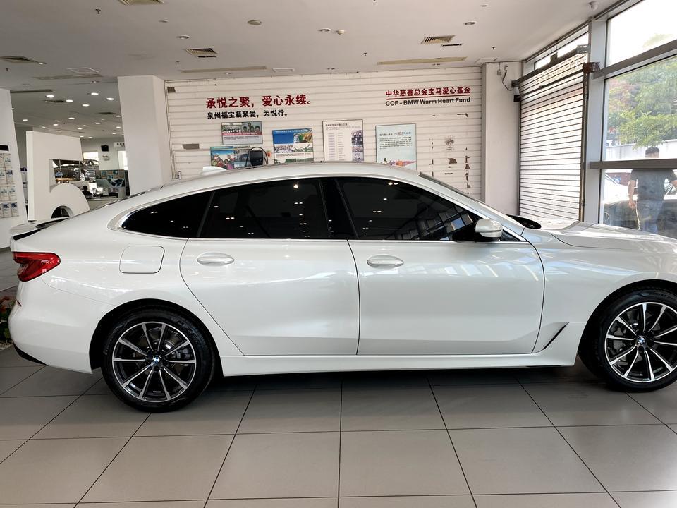 宝马6系gt-你们会不会有点中控小异响。
提车大概半个月了。
感觉中控有时候过有点抖动的路面，会有的异响。
我对车的异响特别敏感那种