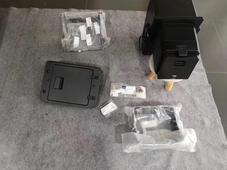 迈巴赫s级-迈巴赫S450可以加装迈巴赫680冰箱吗 可以结冰吗