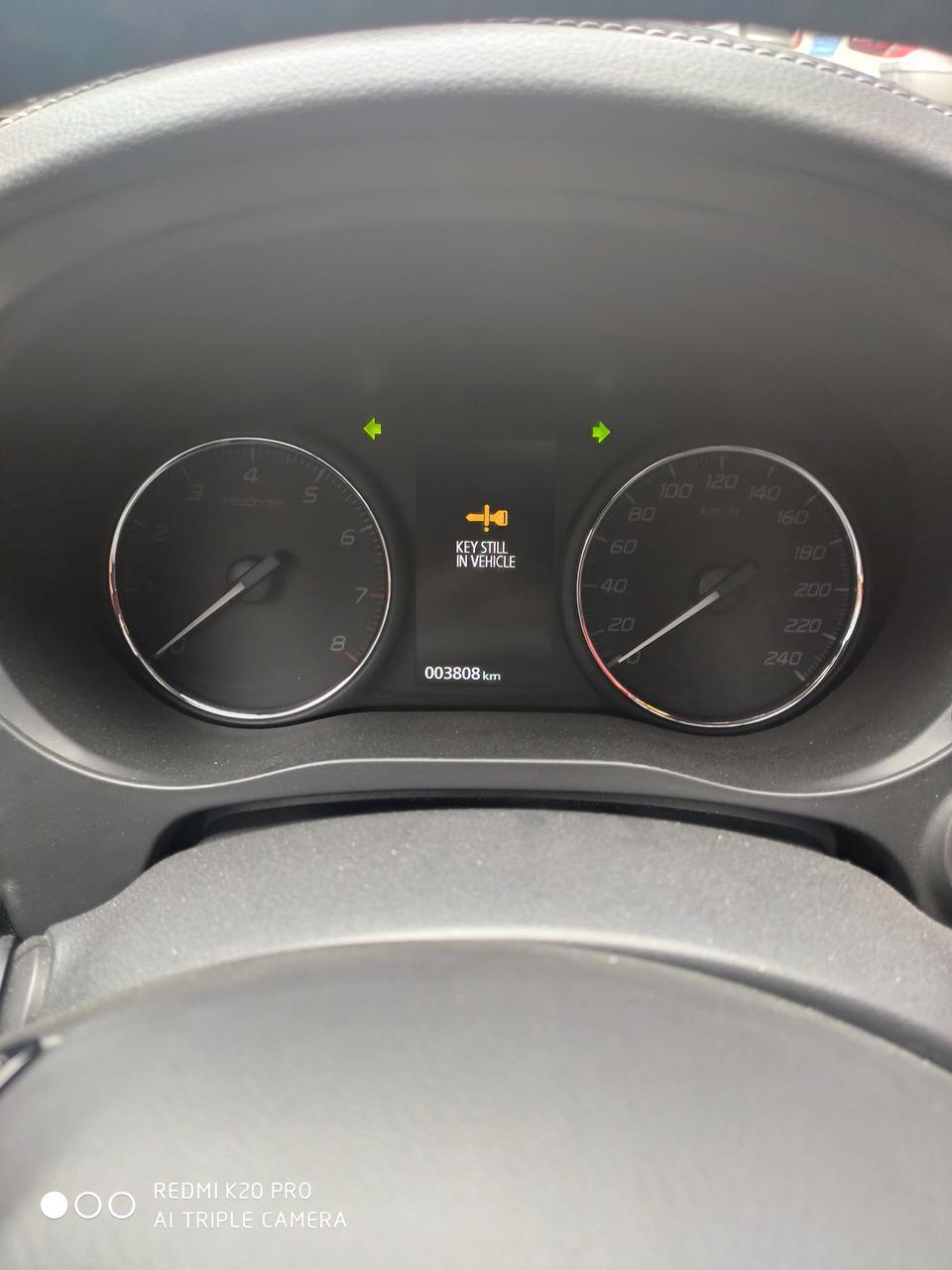 欧蓝德-KEY STILL IN VEHICLE@出现这个是怎么回事呢？？