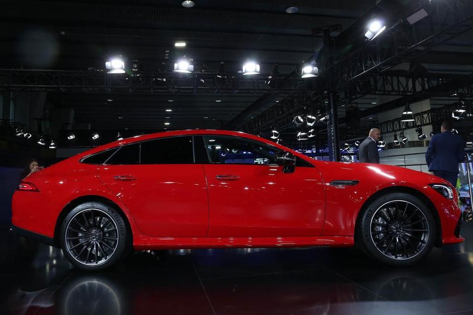 现在AMG gt50多少入手合适
选装的配件多吗？
需要注意什么坑吗