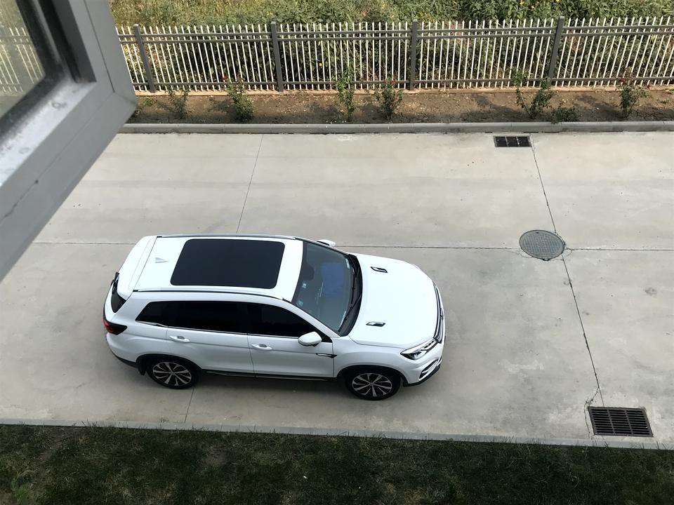 长安cs75-2018款，cs75有换过大灯透镜的吗？