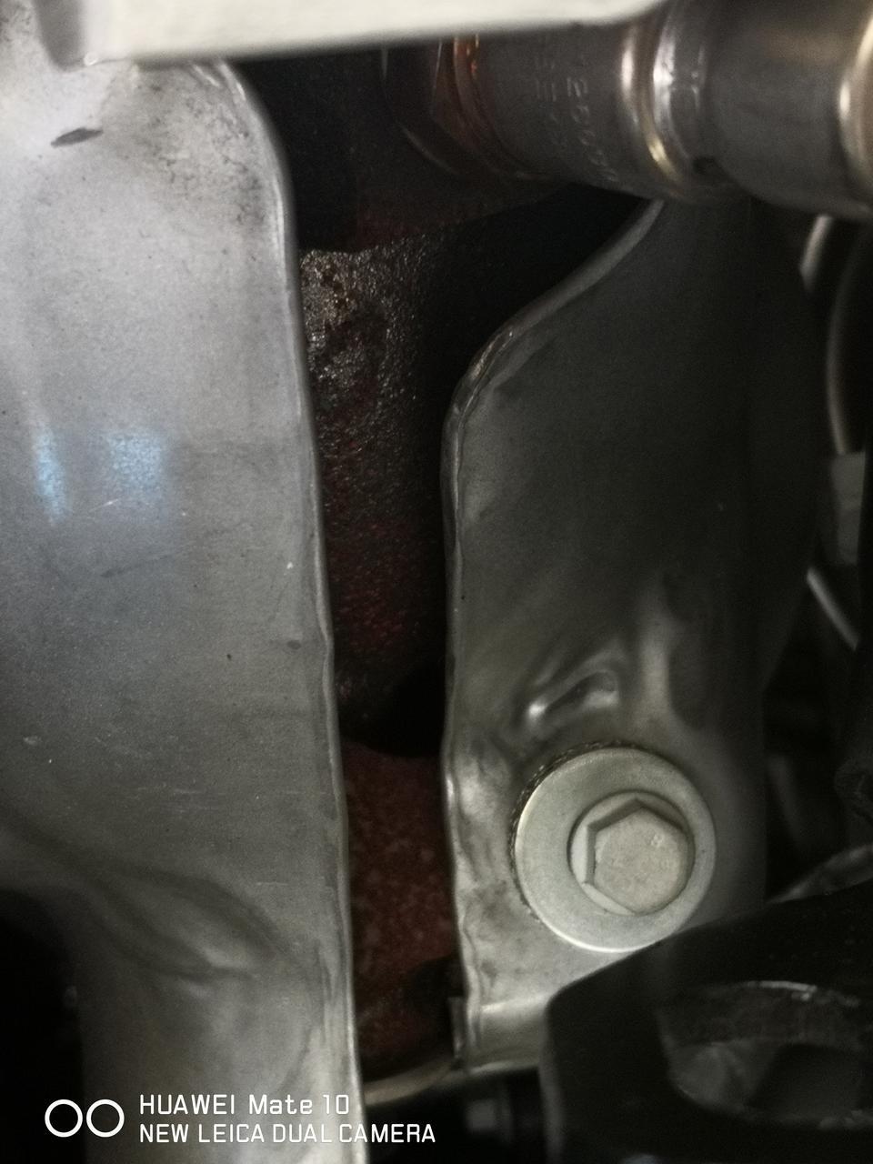 1.5T雪佛兰探界者，驰界版今天验车发现发动机前面涡轮进气管位置生锈，各位老板，你们有遇到这种情况吗？