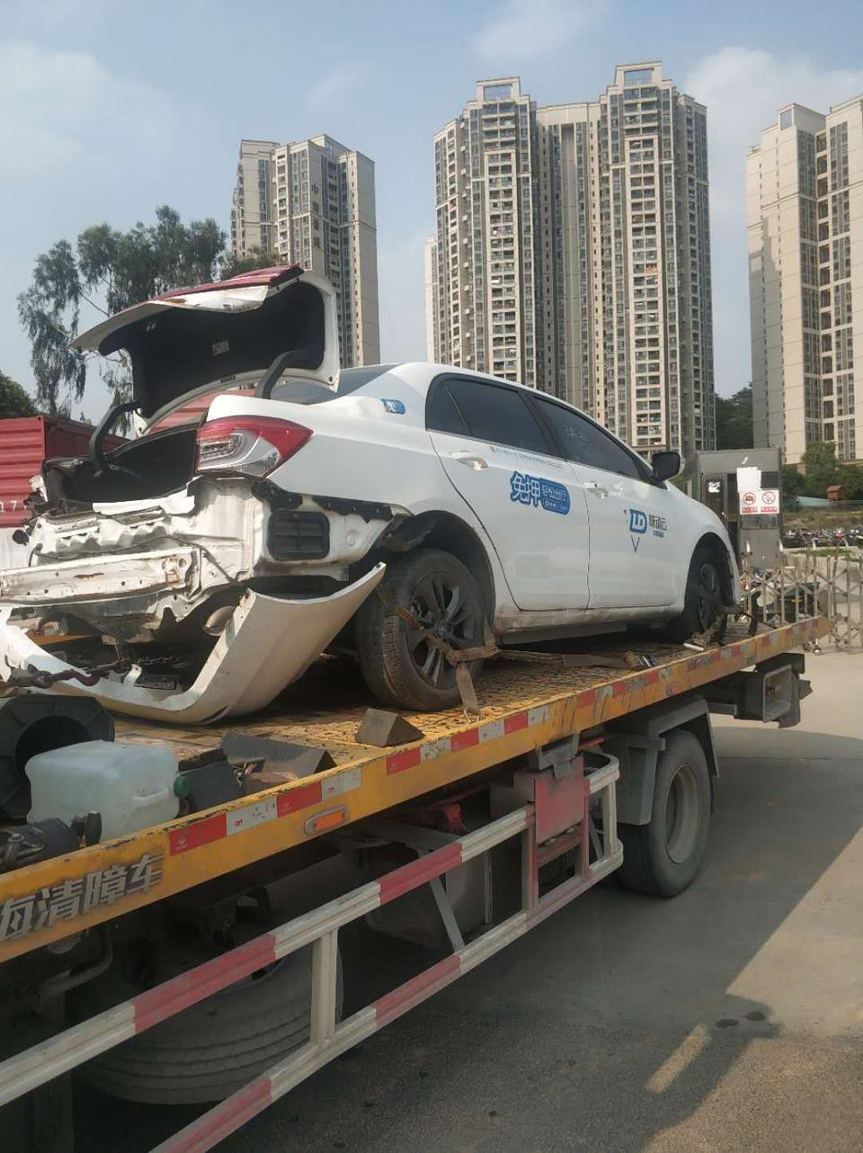秦pro ev-撞成这个要修多少钱呢？