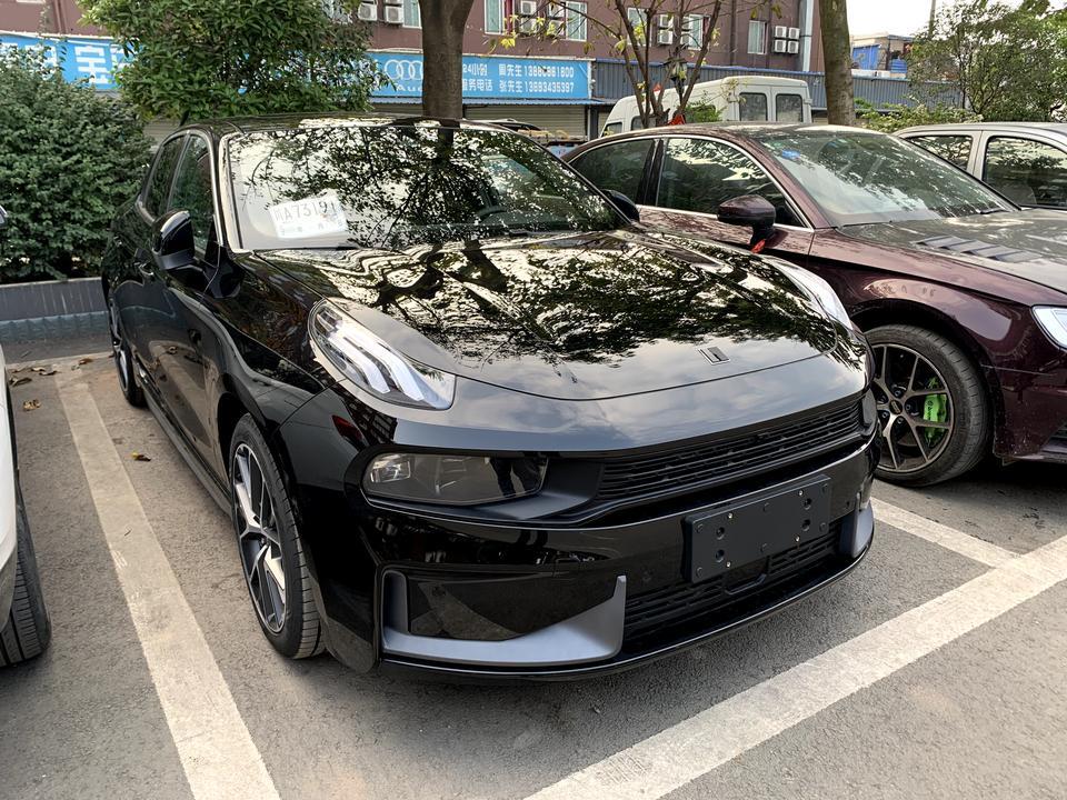 领克03-请问各位03车主，劲pro怎么下载车机的QQ音乐啊？试过了电脑连接，但是03没有ADB调试被锁了。失败。试了网上的手机设置网络连接车机，换了很多id也无果。失败。  手机互联连接后无法播放qq音乐。失败。现在只能蓝牙播放无损音乐，但是蓝牙音质损失严重杂音太明显很难受。  只有伴听音乐音质最好，但是内容太少更新慢。  你们各位是怎么听高音质音乐的呢？