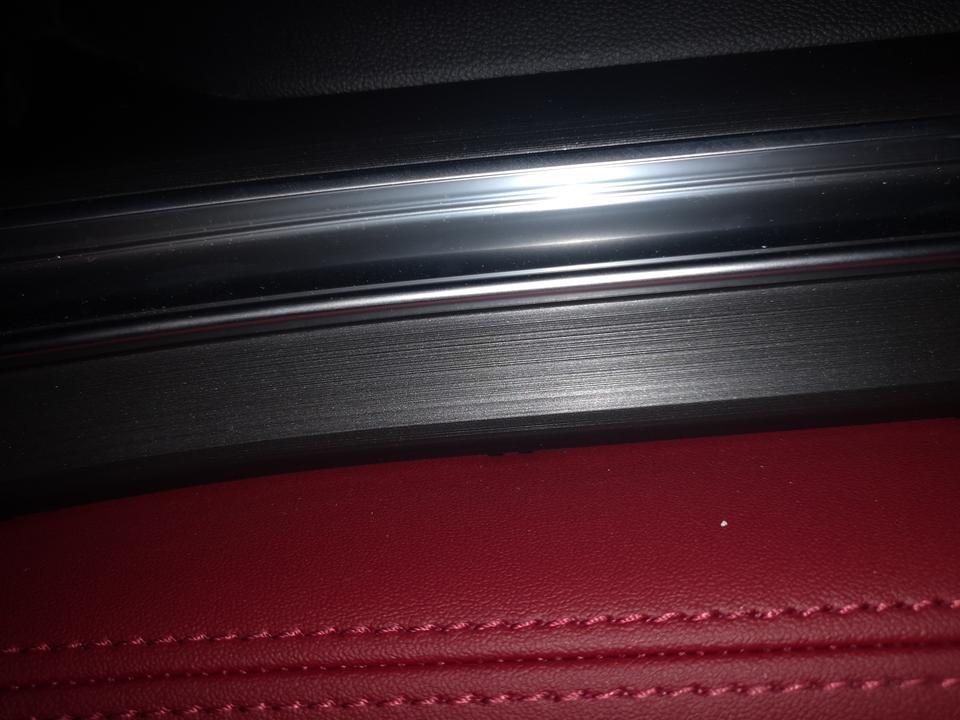 长安cs75 plus-我的是顶配车型，在4S店放了几天发现把我车内氛围灯都拆没了，请顶配车型的大哥发几张车内氛围灯安装的位置图给我比对一下
