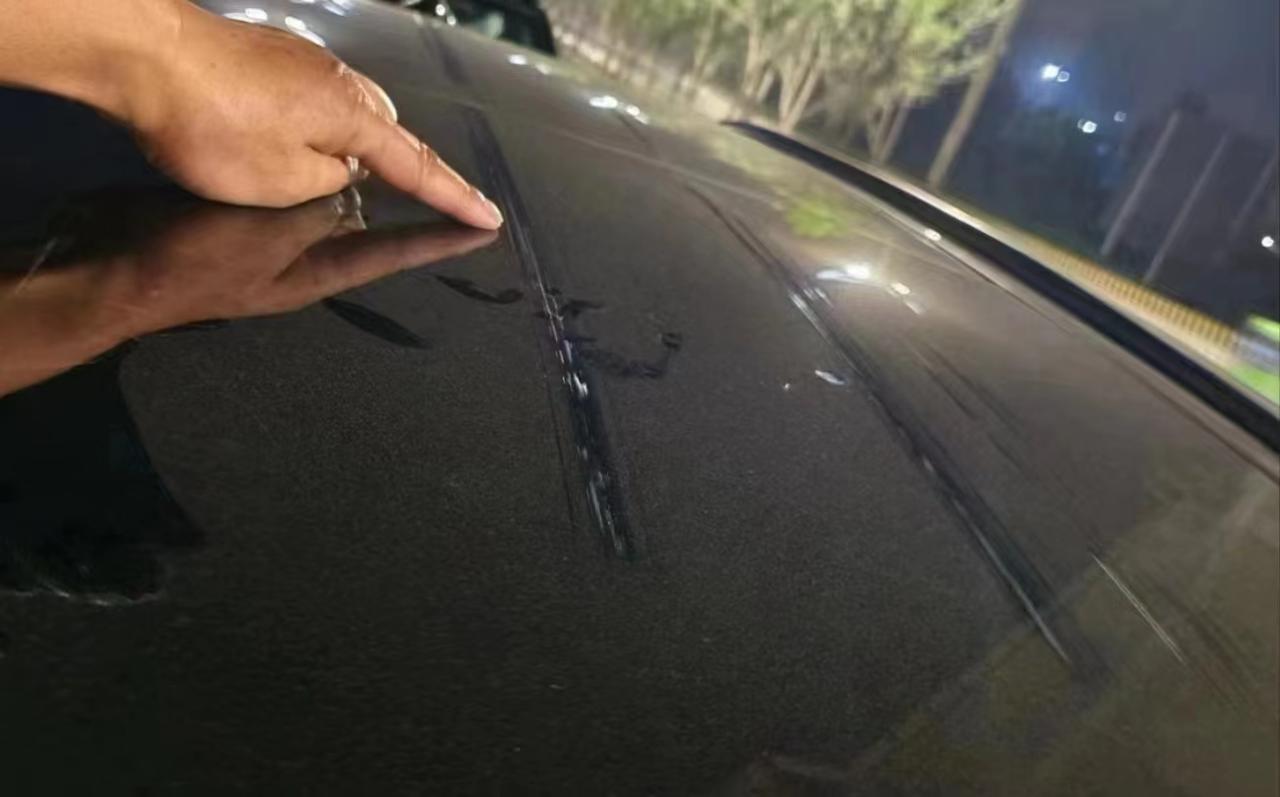吉利星越L 各位车友们运损车能买吗，因为疫情一直没去订车，我准备订的是尊贵那一款，昨天销售给我说有一辆运损车，智尊型的，