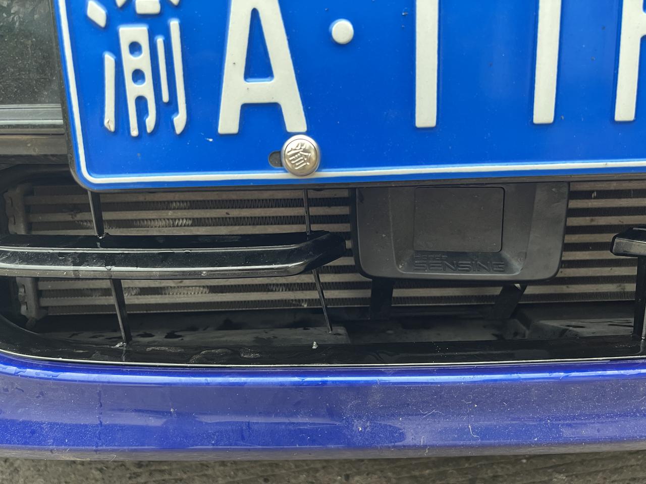 本田雅阁 撞了一只猫，acc雷达直接弹故障码了，问题大吗