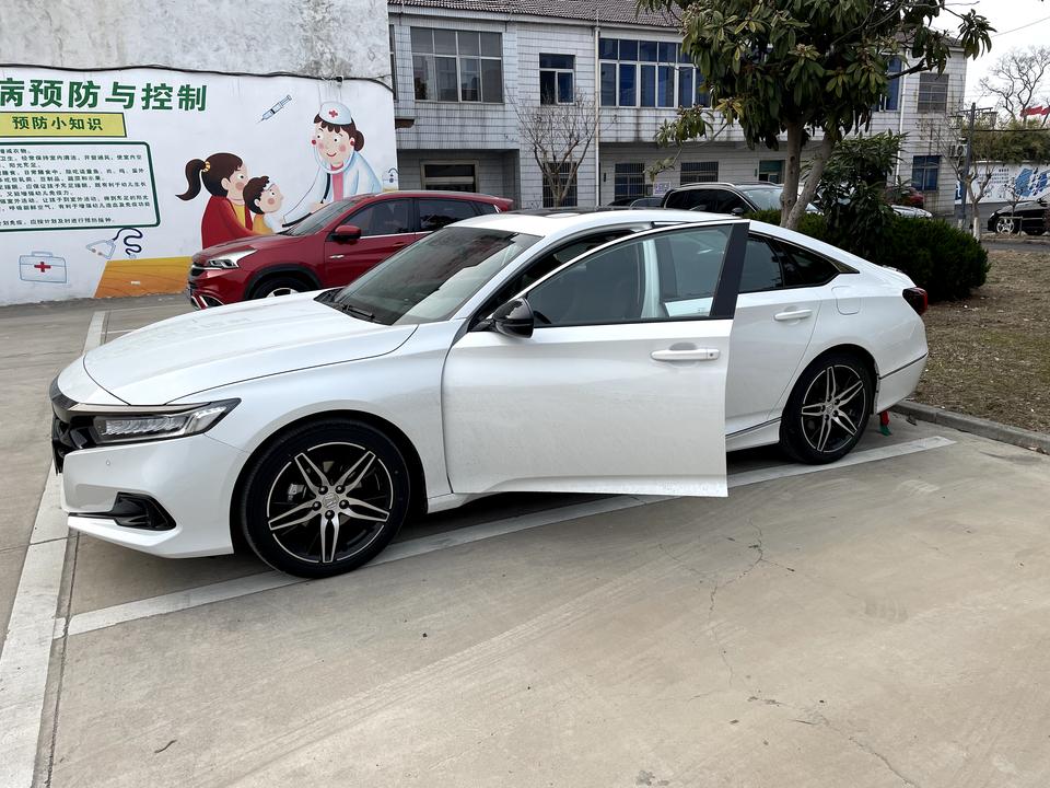 本田雅阁 怎么设置车窗的防夹手功能啊，我按照视频上的方法试了几次都不行啊。有知道怎么设置的吗？