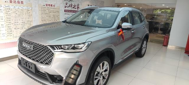 哈弗H6 问下各位大佬，底盘装甲用什么品牌比较好？淘宝上固特威品牌包安装费需要700元（包括喷叶子板共10瓶10kg）问