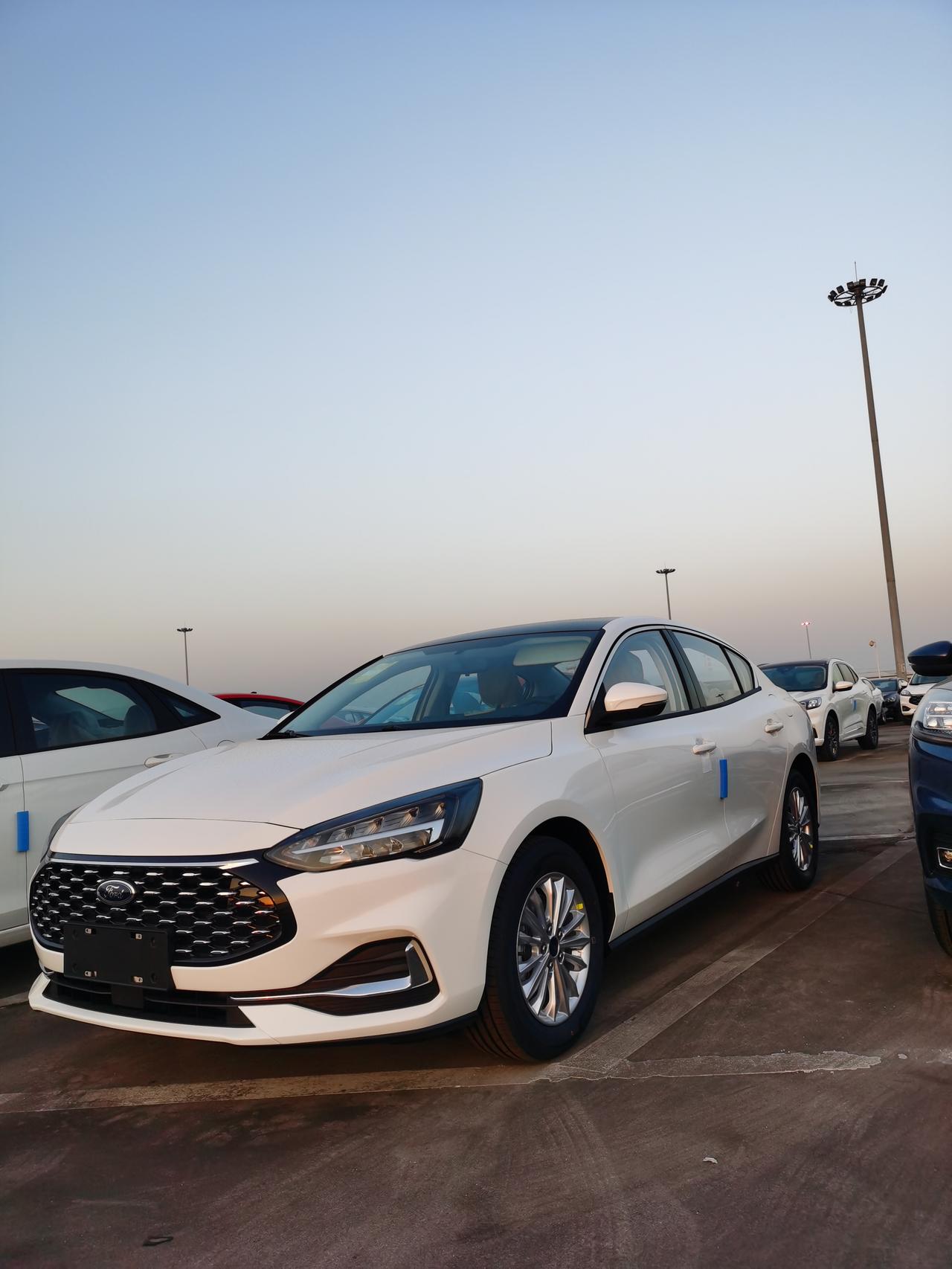 21款福克斯裸车115000，落地13w  我是不是买贵了啊