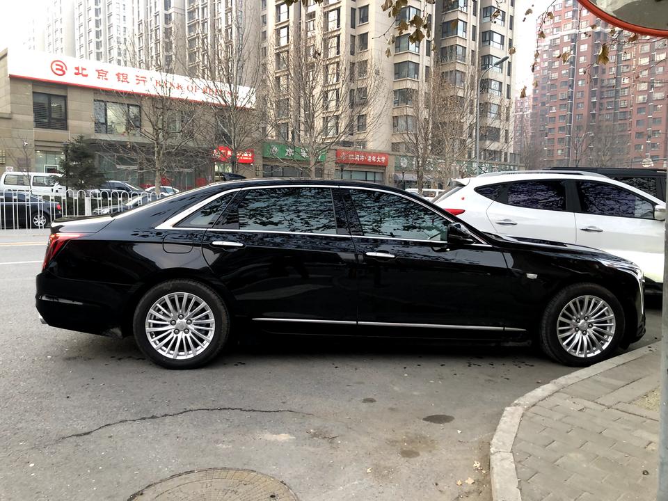 凯迪拉克CT6 CT6豪华2020款踩油门加速发动机厂内有异响。1、一般凉车没有异响。2、热车，踩油门加速。60迈往上必