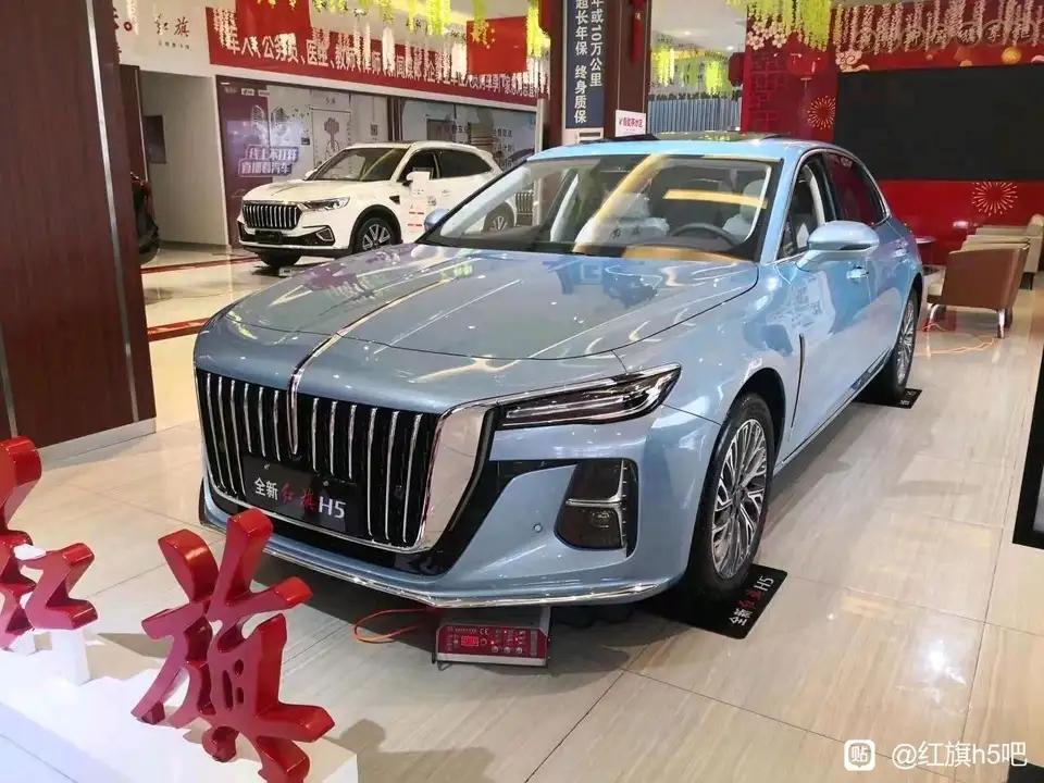 红旗H5经典 2023款红旗H5混动怎么样车友们，想入手了，不知道混动的油耗是多少，参数写的是5.1