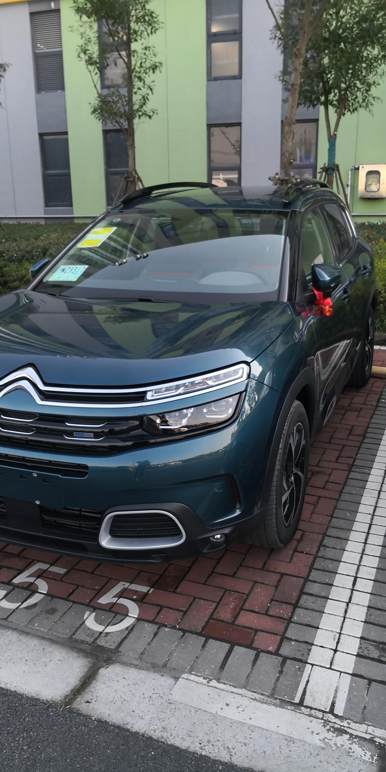 雪铁龙天逸 C5 AIRCROSS 21款天逸1.8悦享，想增加个360全景影响和前雷达，再加个副驾驶电调。去途虎呢？还