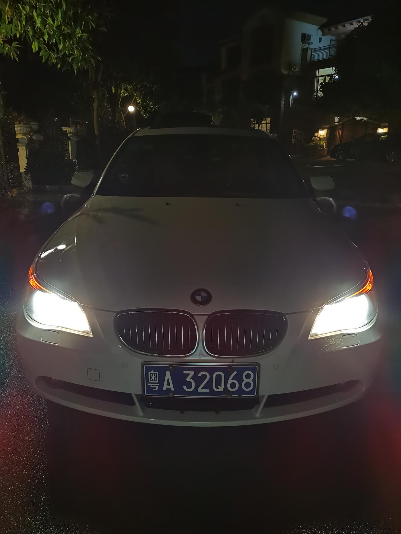 宝马5系 谁有微信的宝马车友圈，把我拉一下吧，谢谢