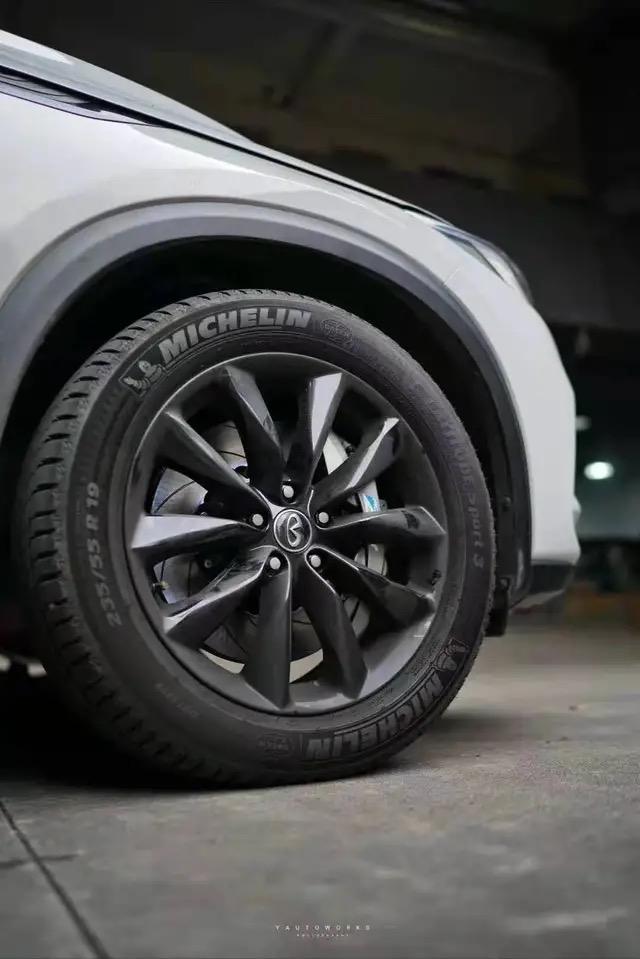英菲尼迪QX50 18款的qx50原厂质保几年？想去检查一下，但又不知道在不在保。