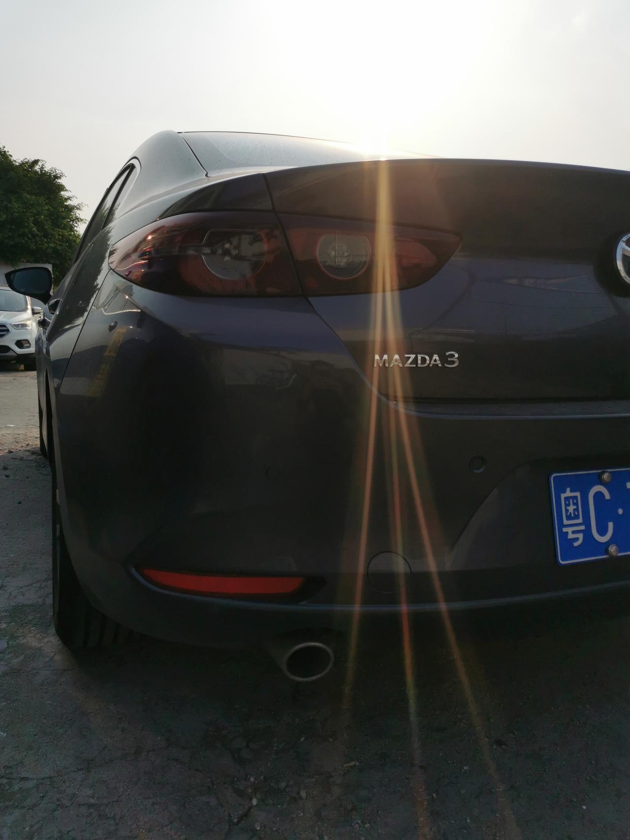 马自达3 昂克赛拉 城市道路低速顿挫厉害；到底是驾驶方式不对还是咋的