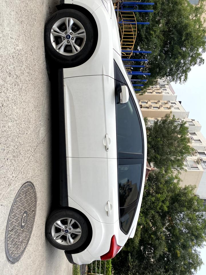 马自达3 昂克赛拉 各位车友好 本人看了两台二手车 分别是16年的14款1.5l手动的昂克赛拉和14年12款2.0手动的