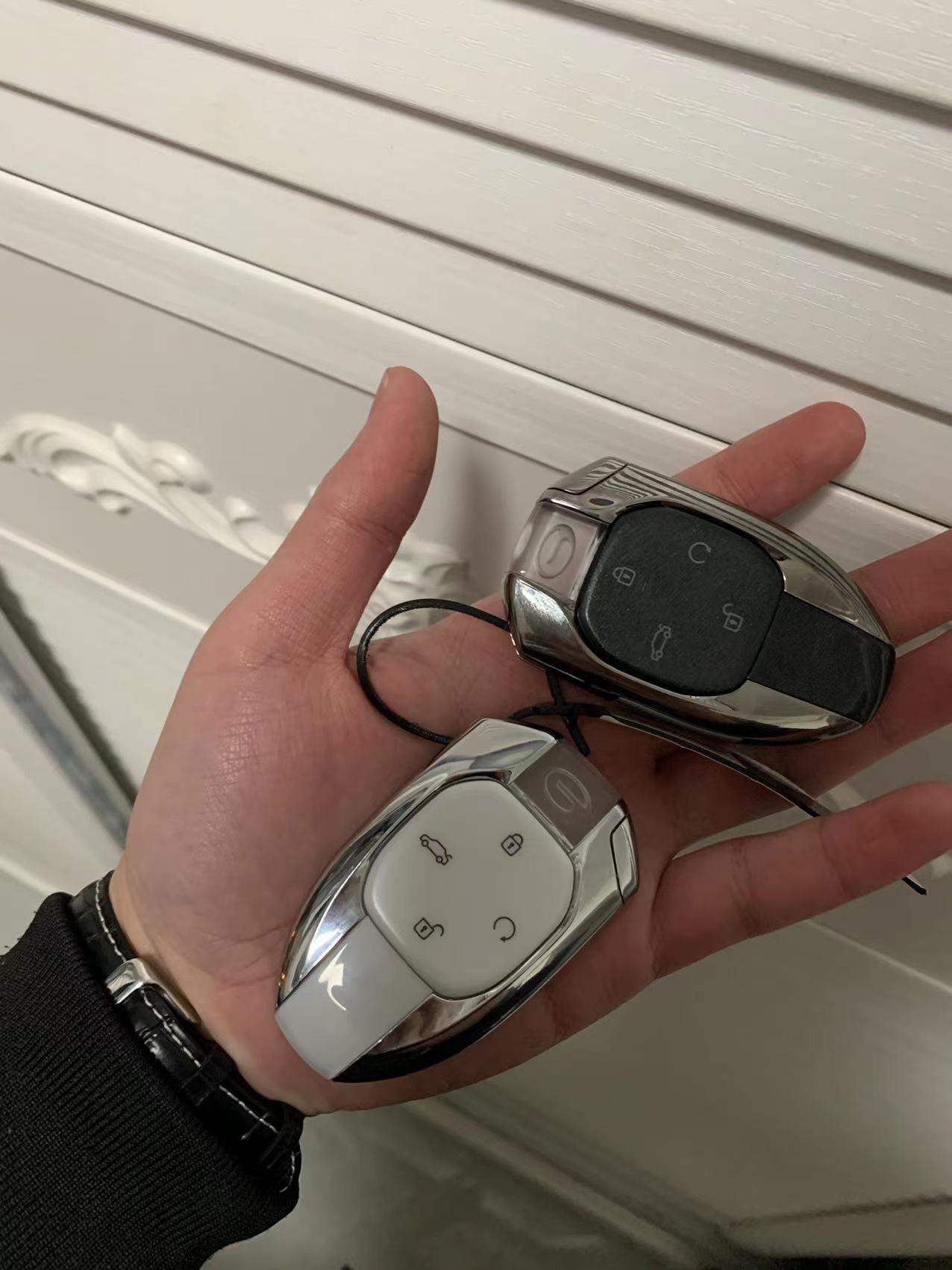 广汽传祺影豹 有车友q吗？