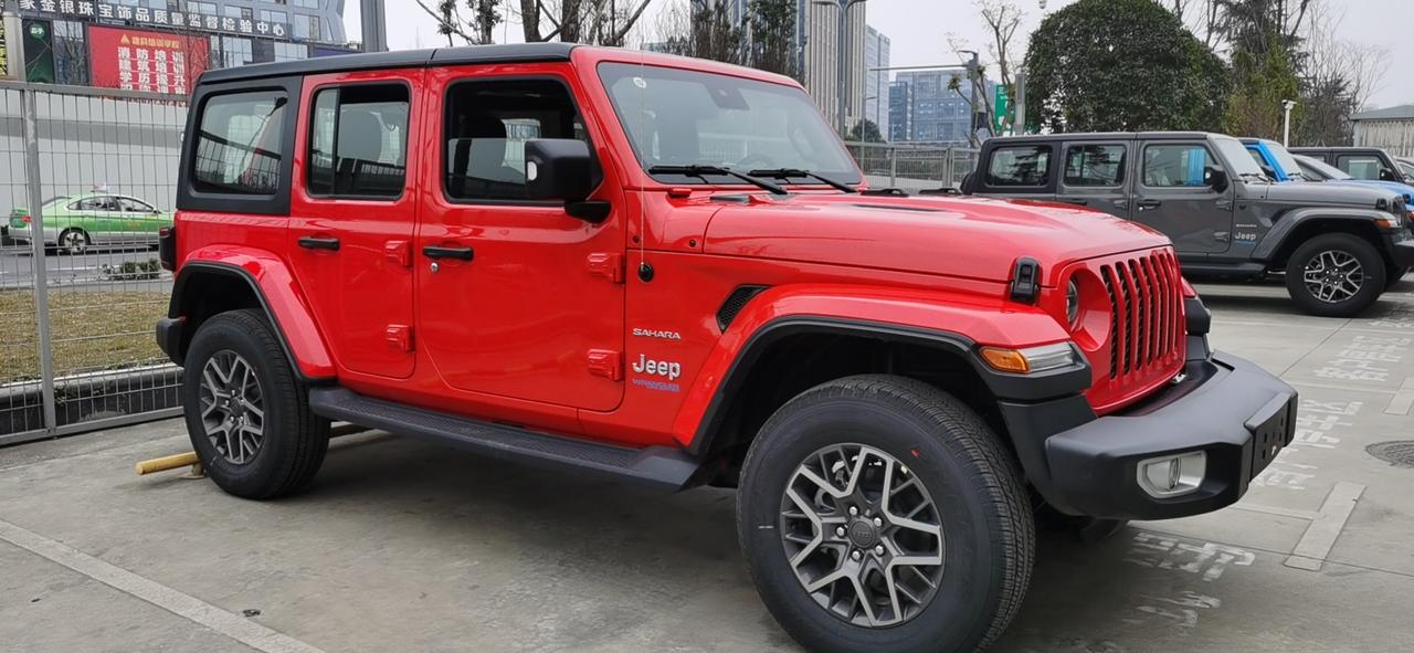 Jeep牧马人4xe 4✕e电池用完充满电一次需要多少度电呢？大家有清楚的吗？
