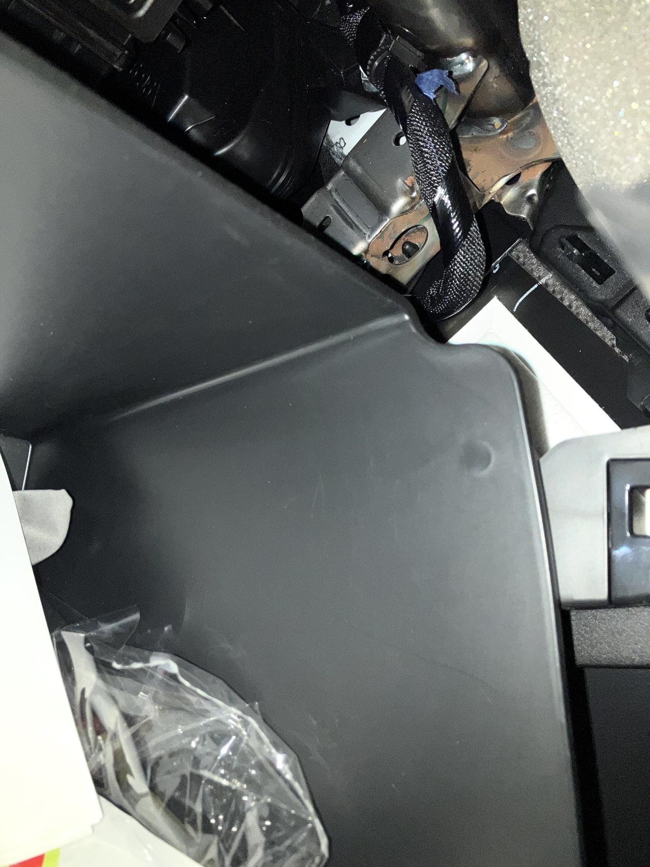 马自达3 昂克赛拉 21款质雅仪表横梁生锈有没有车友遇到过
