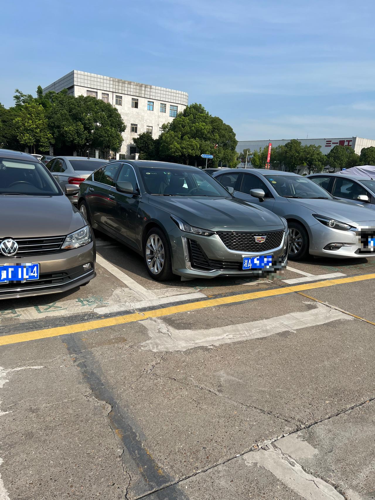 凯迪拉克CT5 有没有豪华标准的车主 改了音响的啊？效果怎么样啊。降噪影响大吗？