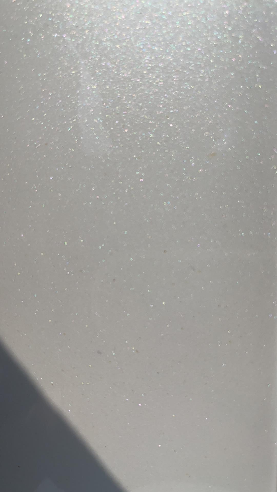 吉利星越L 提车半年   表面车漆都是锈点   有跟我一样的吗   白车