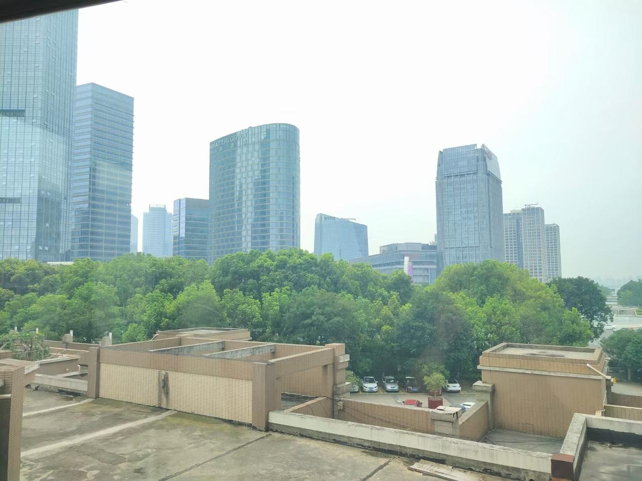 坐标苏州  雅阁幻夜贷10万三年  加利息落地24.4贵吗