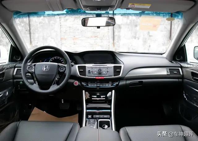 9.5雅阁，舒适版，怎么更换成carplay？有没有更换成功的？