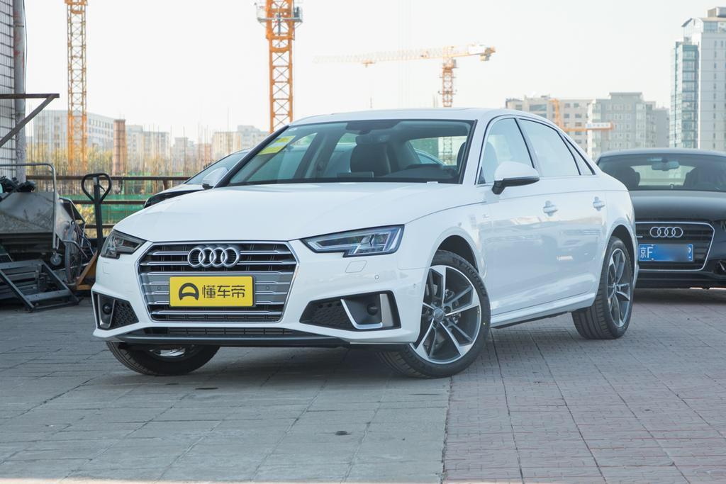 奥迪A4L 想问下各位大佬    a4明年4月份上新之前什么时候抄底最合适    这个车最近一直在考虑   毕竟钱都不是