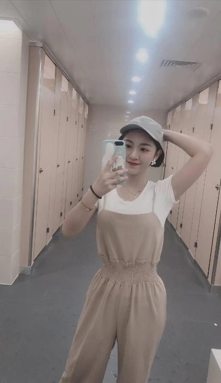 奥迪A4L 我想问一下哪一款奥迪符合女生的气质
