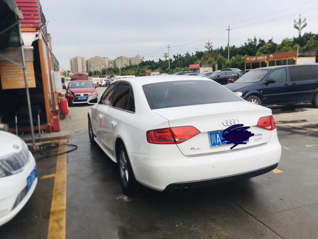 奥迪A4L 这车11万公里能买多少，车况非常好刚换的轮胎。。谢谢大神们了