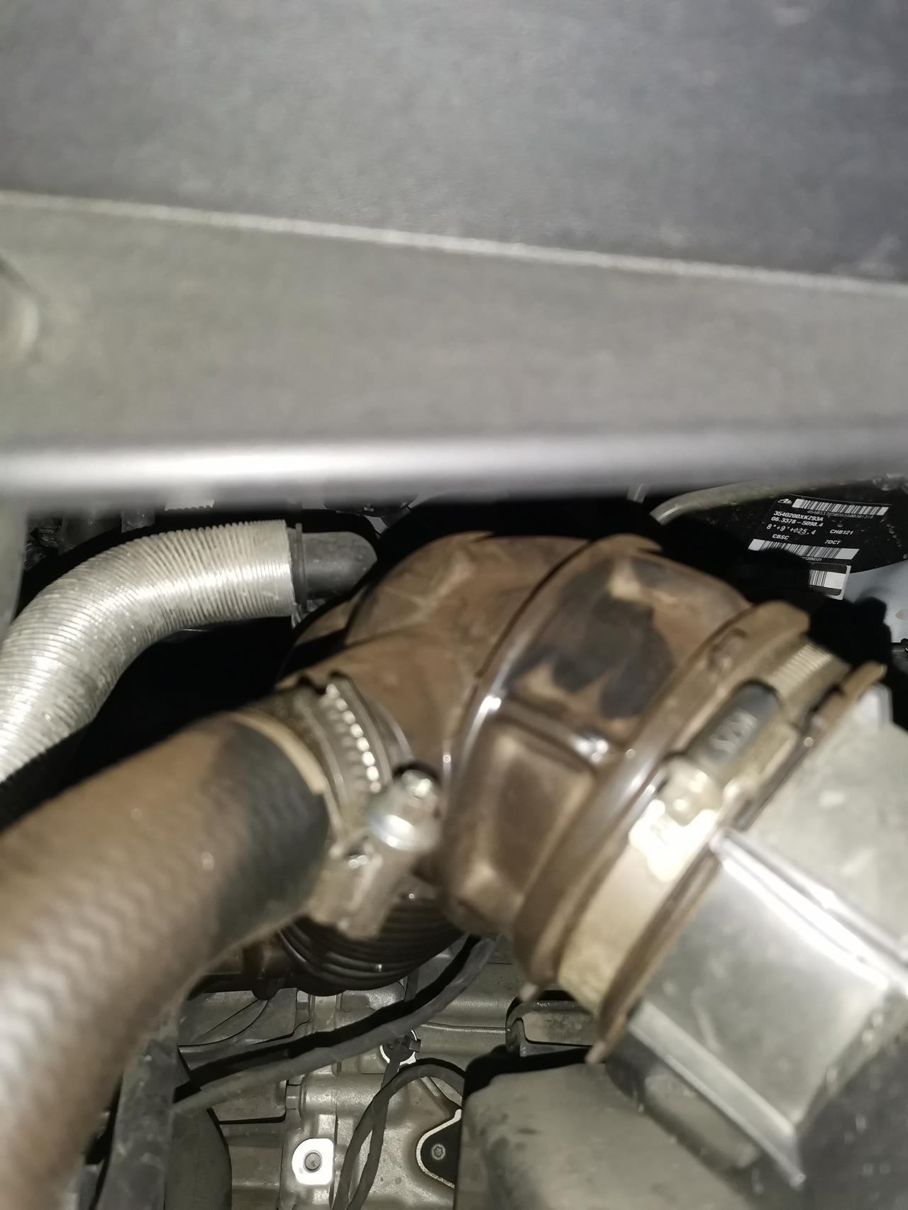 哈弗H6 新车8个月，2代，这个问题正常吗？