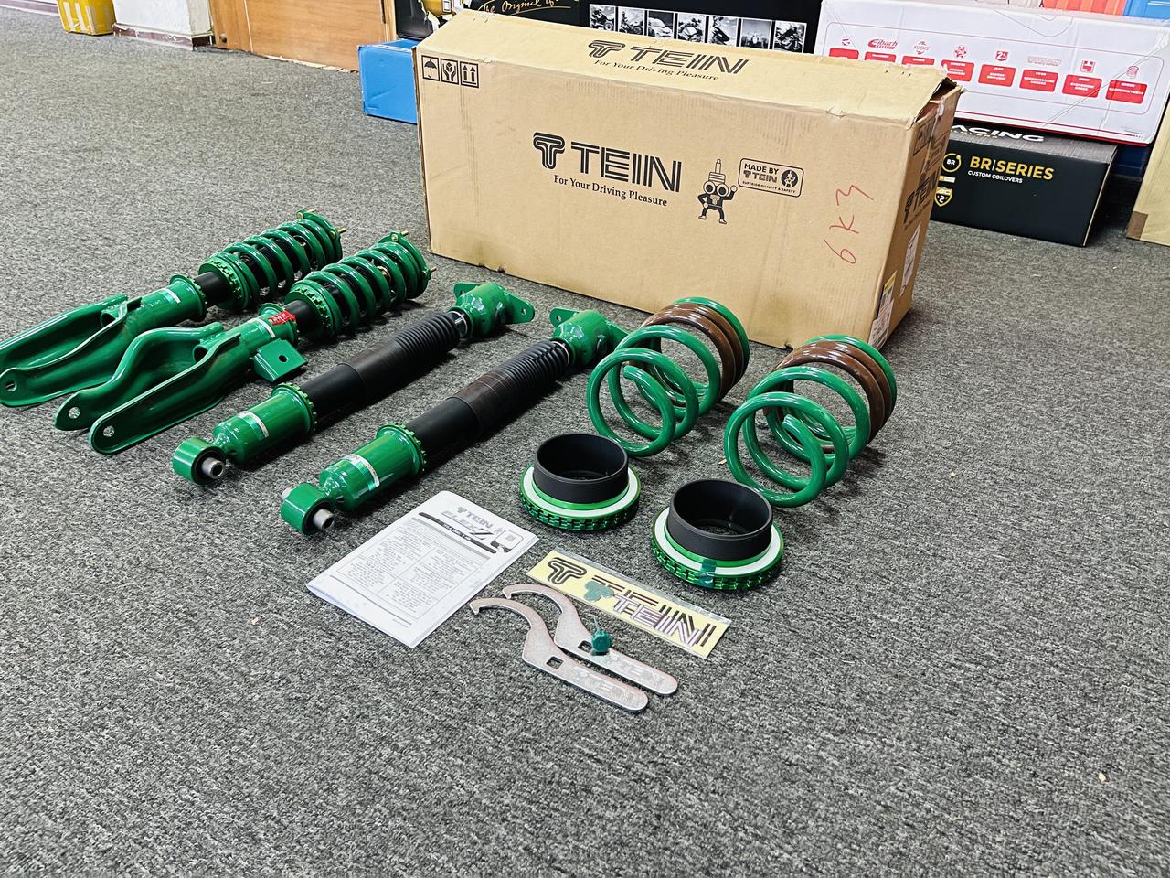 特斯拉Model Y 减震太硬了，这两套那个舒服一下，好一个，改过的兄弟给点意见。