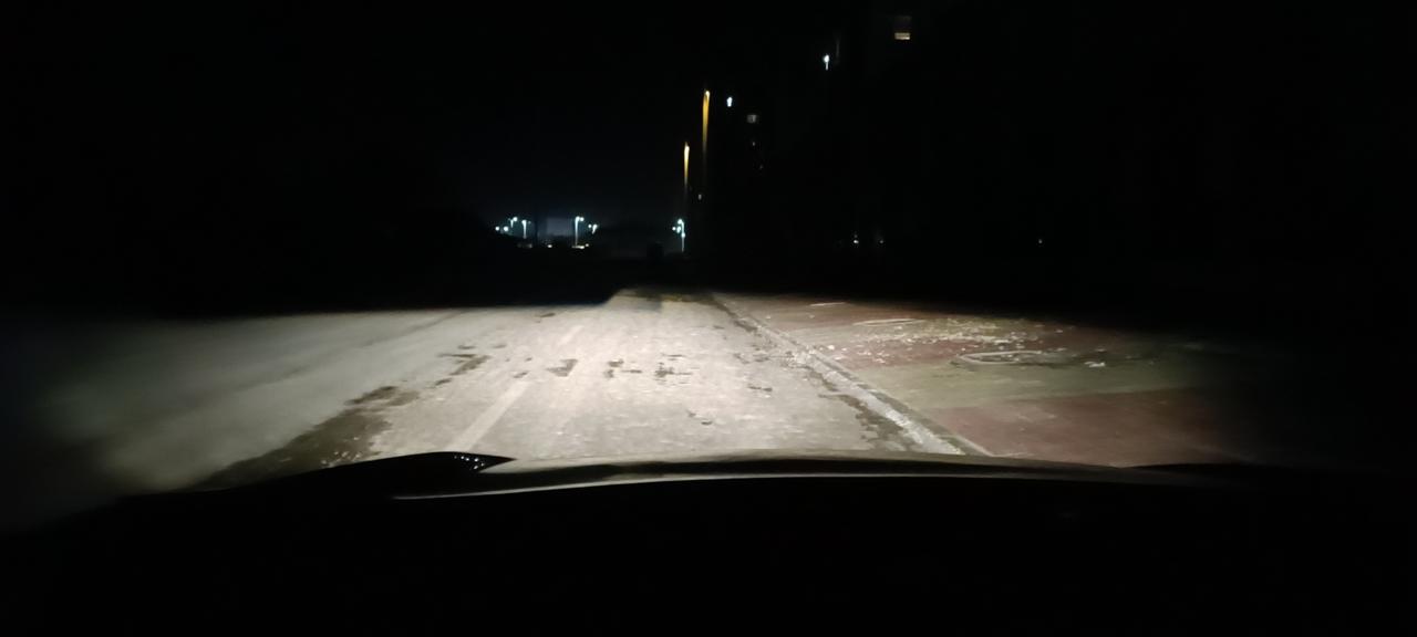 22款逍客近光灯左右，照的不一样远，是什么原因，卖的跟我说出厂就是这样的，是嘛？还是有什么问题？？还是都这样的
