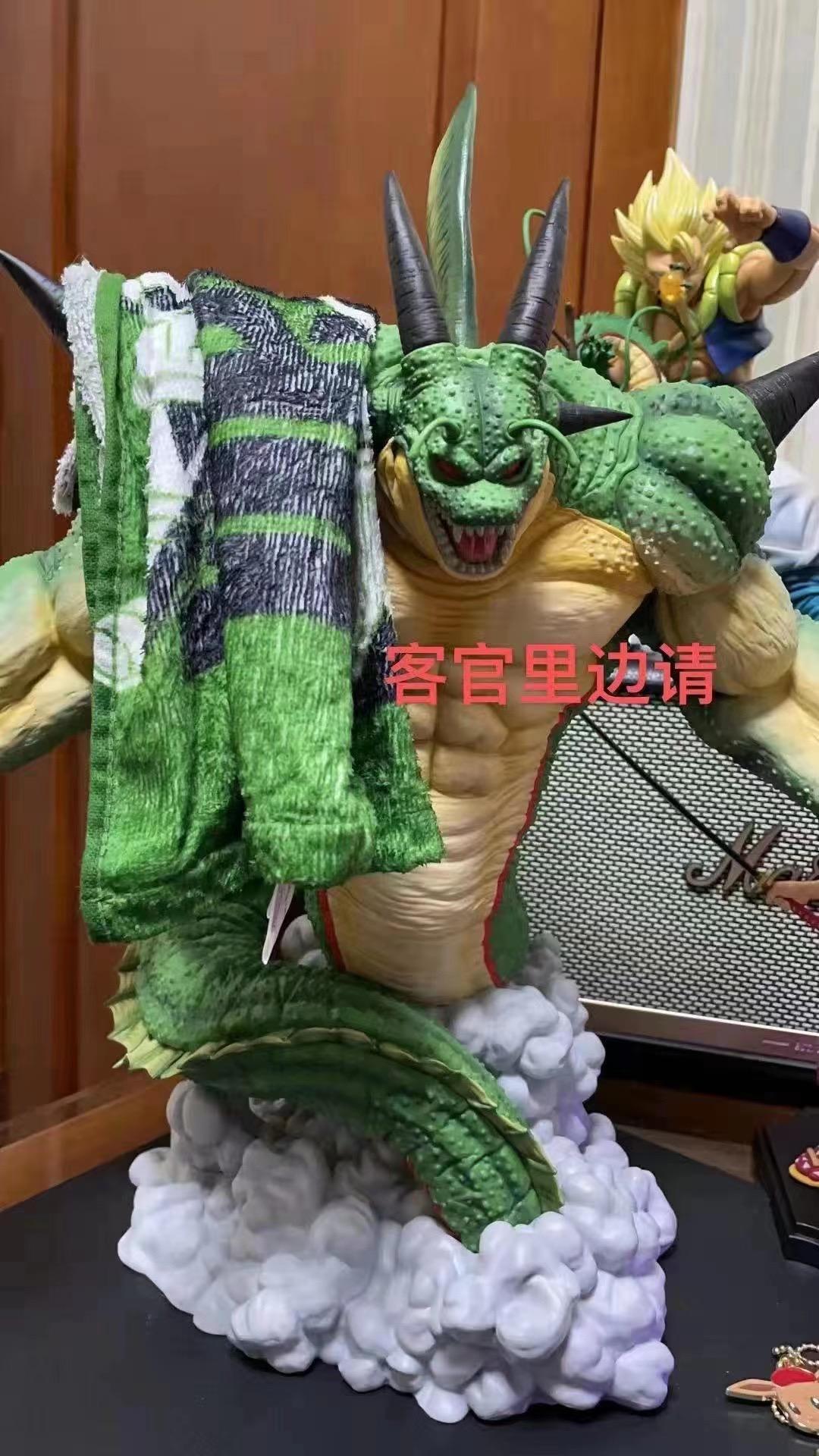 坐标天津，曾经开过两多月我兄弟的奇峻，爱死那个看起来就给人特别有安全感且稳重的大屁股。奈何三年摇不上号，准备一万块钱竞拍