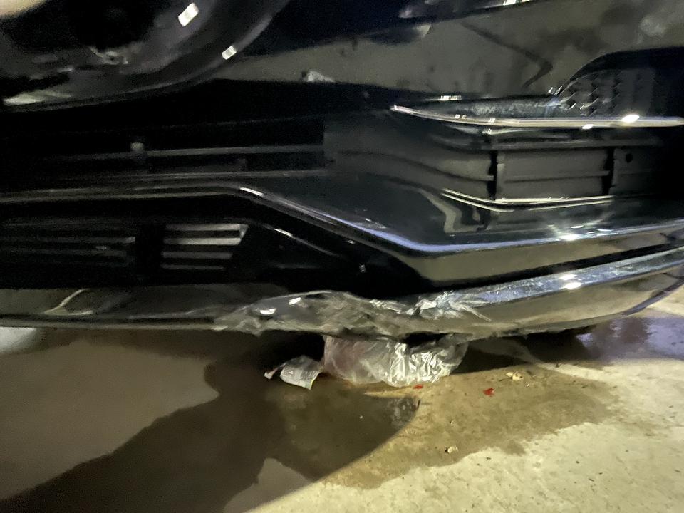 红旗H5经典 换个前保险杠要多少钱如何走保险