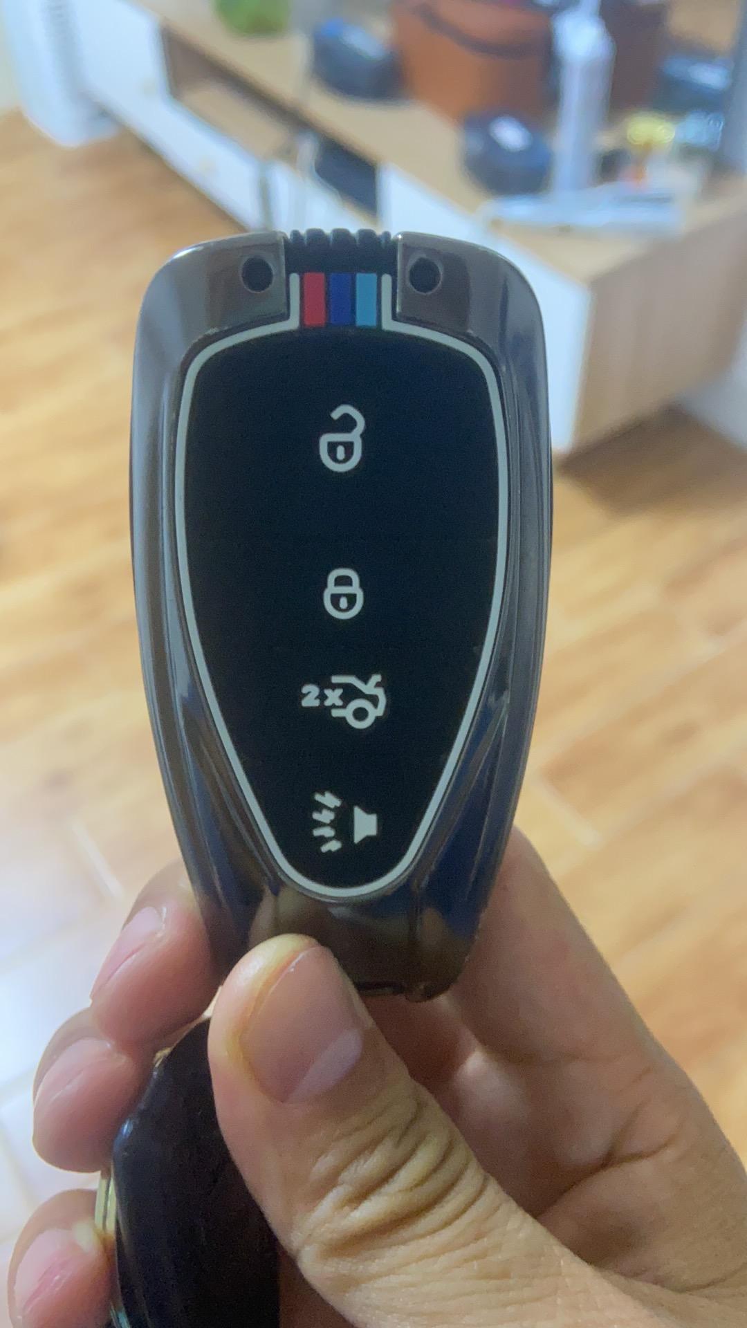 21款顶配悍界探界者目前2.5w公里，最近发现有几个问题，有遇到过的辛苦说下都是怎么解决的，谢谢。1，起步声音很大，没有