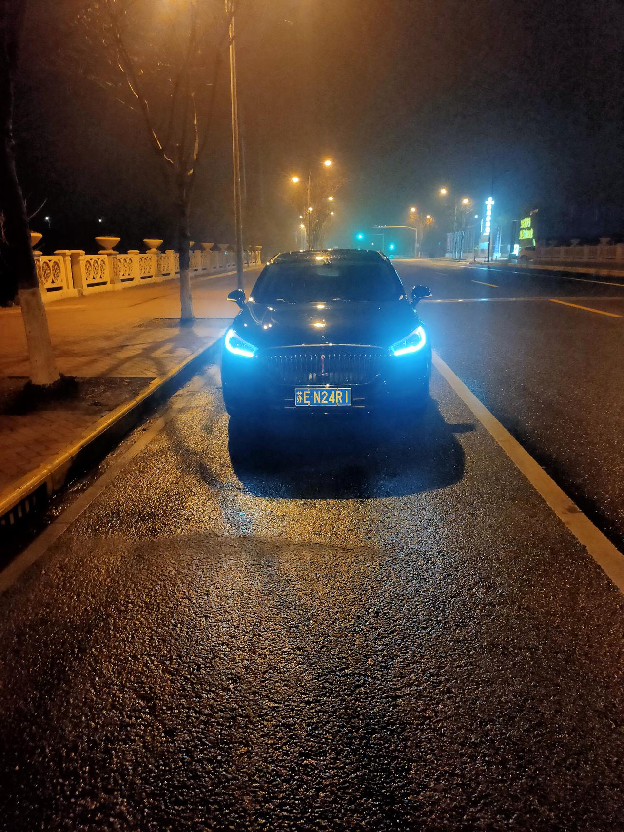 红旗H5经典 红旗h5   1.5t 停车后左后轮有滋滋的响声，持续时间4到5分钟，你们有这种情况嘛