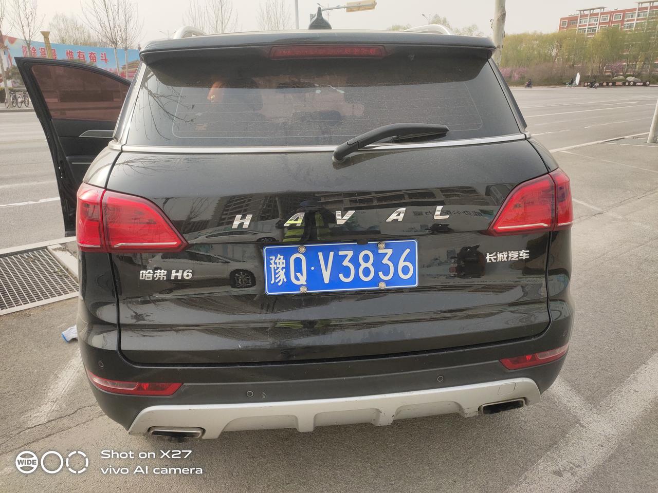 哈弗H6 前边车盖怎么打开