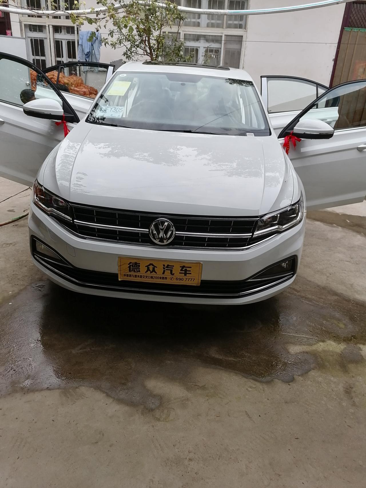 大众宝来 请我10.15号在4s店全款买的车，比别人多优惠了两千，4s店说，必须上4s店的户，先在还没有上牌，找4s店的