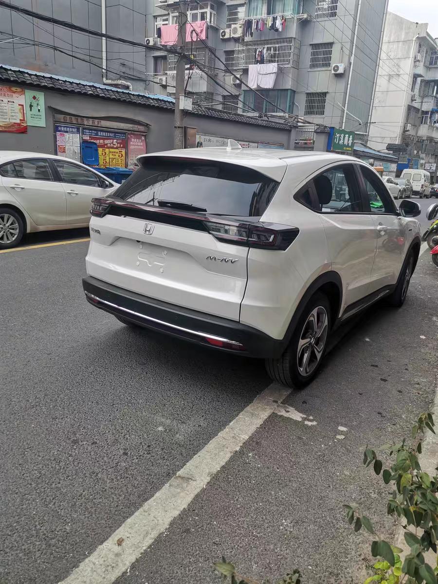 思铭东风本田M-NV 5月初定的车，本来约的是五月底提车，今天4s店打电话说，公司缺零部件，没有车，具体什么时间提还要等